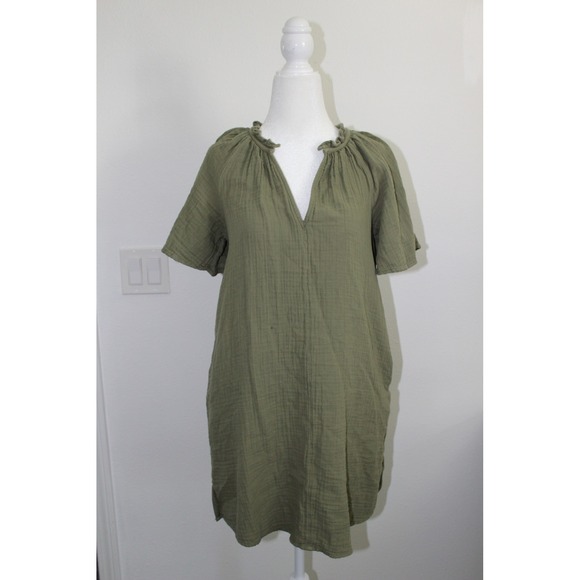 Old Navy Dresses & Skirts - Old Navy Womens XS Olive Green Cotton Gauze Ruffle Neck Pockets Shift Mini Dress